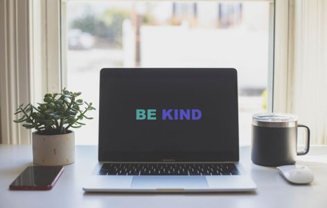 How kindness in the workplace can help those with mental health challenges
